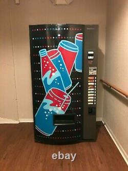 Vending Machine, Soda Vendo 392-10 Cold Beverage