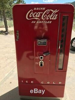 Vendo 110 Soda Machine