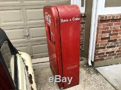 Vendo 39 50's Coke, Mancave, CocaCola, Soda Pop Vending Machine, Original, Will SHIP