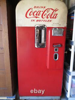 Vendo 39 Coke Machine