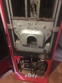 Vendo 44 1950s coke machine great working condition