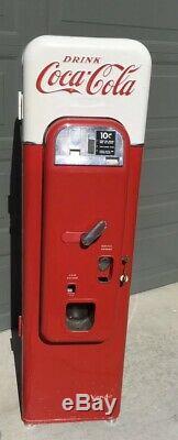 Vendo 44 Coca Cola Coke Soda Machine Original Condition Gets Ice Cold