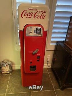 Vendo 44 Coca Cola Coke Soda Machine Original Condition Gets Ice Cold