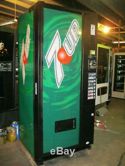 Vendo 621 Bottles/Cans Soda Vending Machine