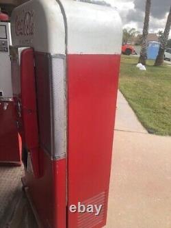 Vendo 80 Coca-Cola Machine- Cools, Coin Mech Works, Inside Cylinders turns