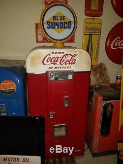 Vendo 80 Coke machine