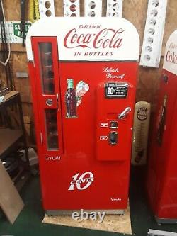 Vendo 81 B 1956 Coca Cola Coke Machine Restored BEST IN THE USA Red Face Stack