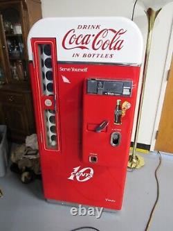 Vendo 81 Coca Cola Bottle Machine 10 Cent Vend Vintage