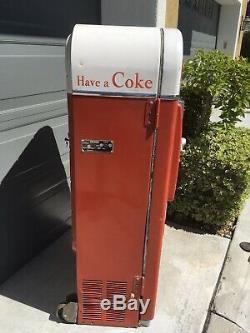 Vendo 81 Coca Cola Coke Soda Machine Original Condition Gets Ice Cold