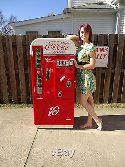 Vendo 81 D #2 1958 Coca Cola Coke Machine Pro Restoration BEST IN USA! 44 56 39