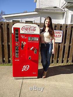 Vendo 81 D Coca Cola Coke Machine BEST IN US! Professionally Restored! 44 39 56