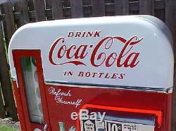 Vendo 81 D Coca Cola Coke Machine BEST IN US! Professionally Restored! 44 39 56