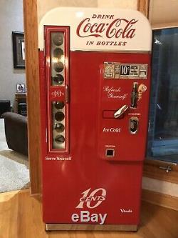 Vendo 81 D Coca Cola Coke Machine, Professionally and Meticulously Restored