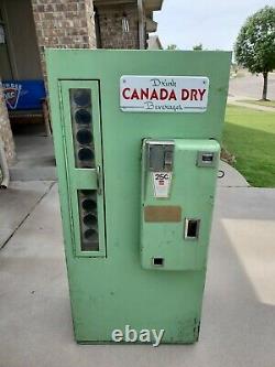 Vendo 81 Transitional Generic Vending Machine rare/scarce Canada dry/dr pepper