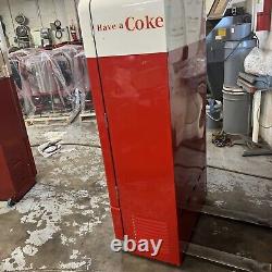 Vendo 83 Coke Machine