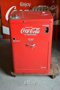 Vendo A23 Coca Cola Vending Machine Original 1950s Small Bottle Top Loading