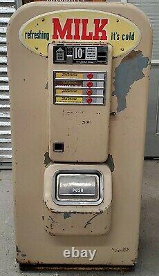 Vendo Milk Vending Machine