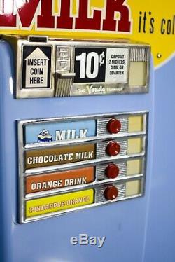 Vendo Milk Vending Machine 1959 RARE COLLECTABLE EXCLUSIVE