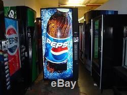 Vendo Multi Price Soda Vending Mach. 12, 16 & 20 oz Pepsi/Coke 10 Selection