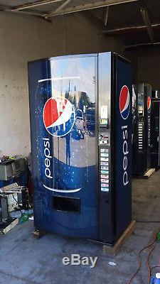 Vendo Multi Price Soda Vending Mach. 12,16 & 20oz Pepsi/Coke 10 Selection USA