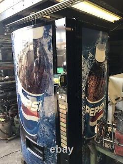 Vendo Pepsi Bubble Front Multi Price 10 Select Soda Vending Machine