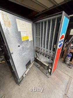 Vendo V407 Pepsi Can Vending Machine Coin Changer 115V Commercial Dispenser