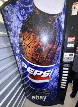 Vendo V407 Single Can Soda Vending Machine Pepsi