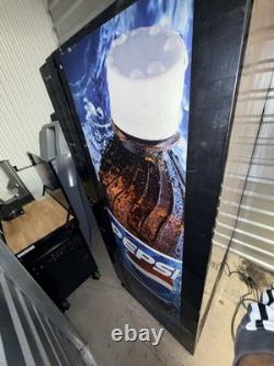 Vendo V407 Single Can Soda Vending Machine Pepsi