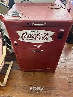 Vendo Vintage 1950s Coke Machine Cylinder Turntable Style Works! 36 Tall