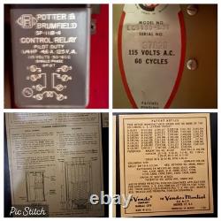 Vendo Vintage Coca-Cola Coin-Operated Soda Vending Machine 15¢