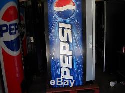 Vendo Vue 40 Glass Front Soda Vending Machine Pepsi/Coke Refurbished