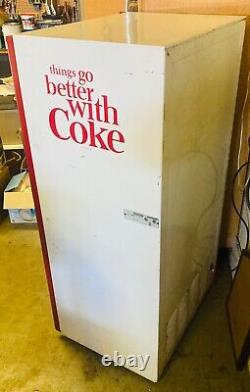 Vendo coke machine vintage vending red and white