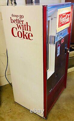 Vendo coke machine vintage vending red and white