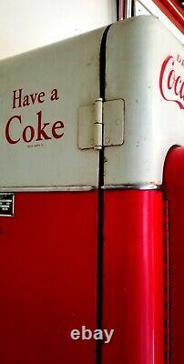 Vendo model 44 Coca Cola Coke Machine Ready for restoration