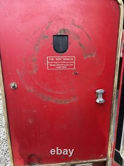 Vendorlator MFG CO Model 27A Coca Cola Machine