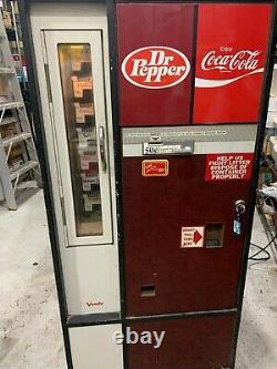 Very Nice Vendo HA56E Vintage Coke Machine Cools, Vends, Lights Up. Sweet