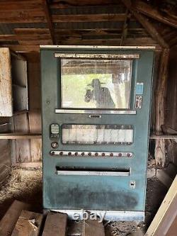 Vintage 1930-1940 Stoner Vending Machine