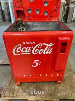 Vintage 1940's V-59 Coca Cola Nickel Machine