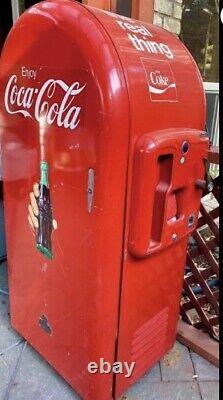 Vintage 1940s Jacobs 26 Coca Cola Coke Vending Machine