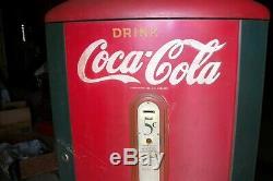 Vintage 1941 Mills Model 45 Coca Cola Machine / All Original Paint! Very Rare