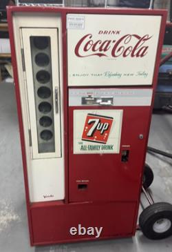 Vintage 1950's Coca Cola Coke Vendo Vending Machine Key Included