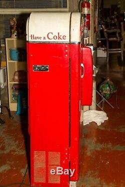 Vintage 1950's era Vendo Coca-Cola Coke Glass Bottle Vending Machine