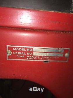 Vintage 1950s Vendo Coke Coca Cola Soda Vending Machine Model F39b5. It Works