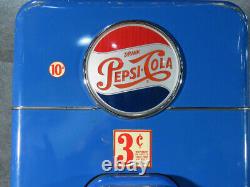 Vintage 1950s era Pepsi Vending Soda Pop Cola Machine