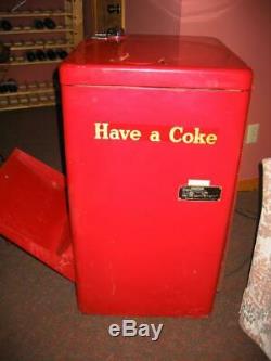 Vintage 1954 Coke Vendo model A23E (KC) Coca Cola Spin-top Vending Soda Machine