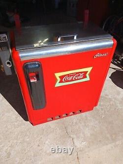 Vintage 1959 Coca-Cola Glasco GBV-50. 10 Cent Vending Machine