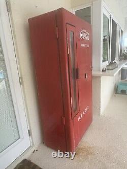 Vintage 1959 Coca Cola Vending Machine New Refrigeration Original Paint