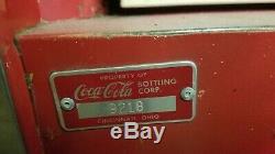 Vintage 1960 Cavalier Coca Cola Coke Soda Bottle Vending Machine 10 Cents Works