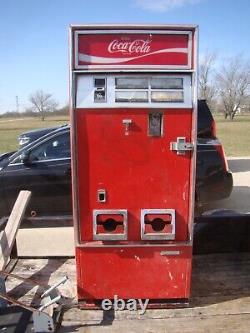 Vintage 1960's Cavalier #C4-96-C Coke Machine for Parts or Restoration