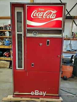 Vintage 1960's Cavalier Coca Cola Coke Vending Machine Model #CS-142E Works